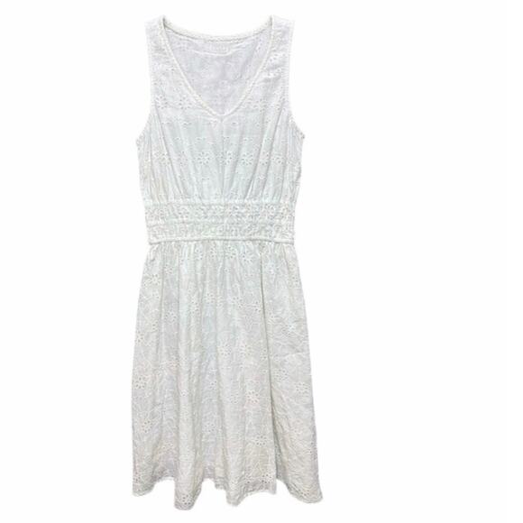 Nicole Miller White Eyelet Dress With Ruched Waist Size Small - Picture 2 of 9